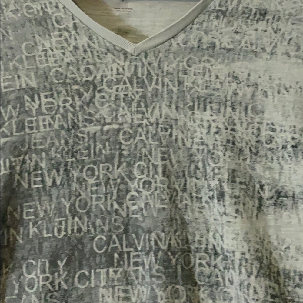 Calvin Klein - Picture 2 of 5